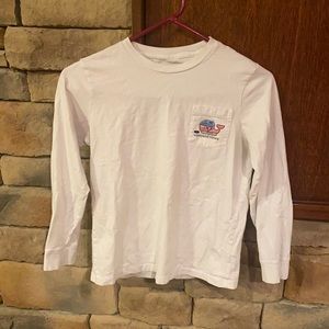 Vineyard vines t-shirt